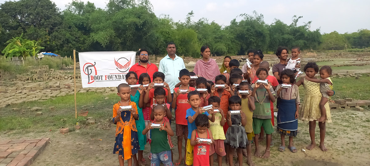 Biscuit distribution
