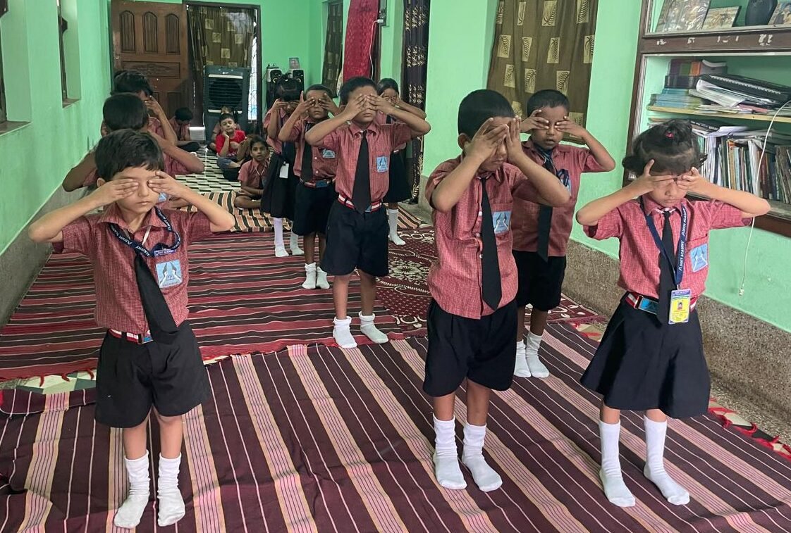 Doot International Yoga 23